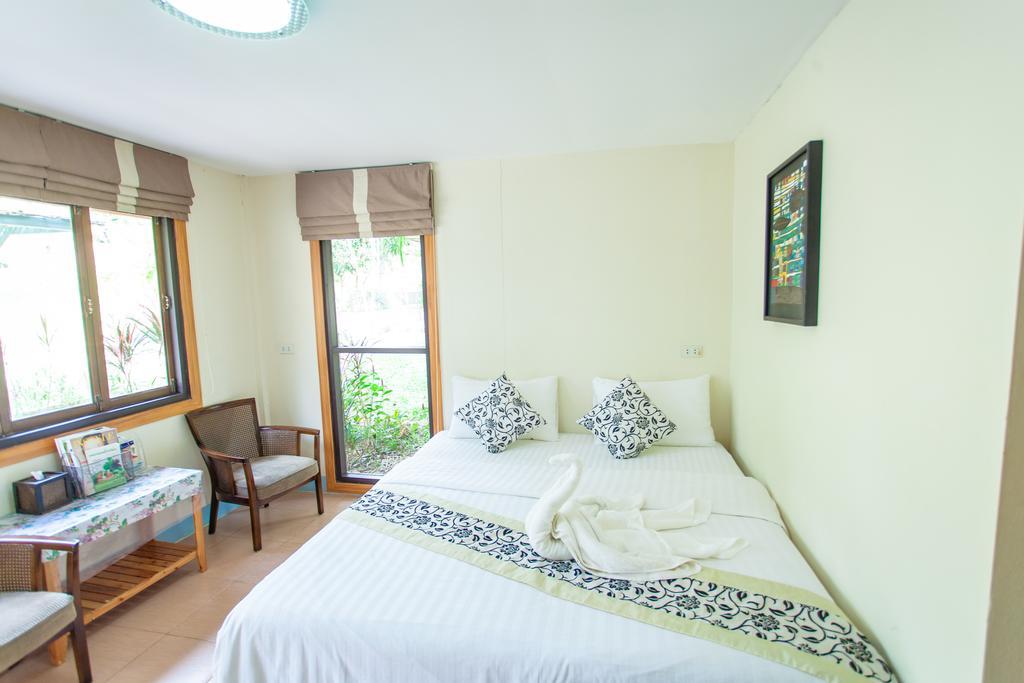 Dusit Talai Resort Nong Nam Daeng Ngoại thất bức ảnh