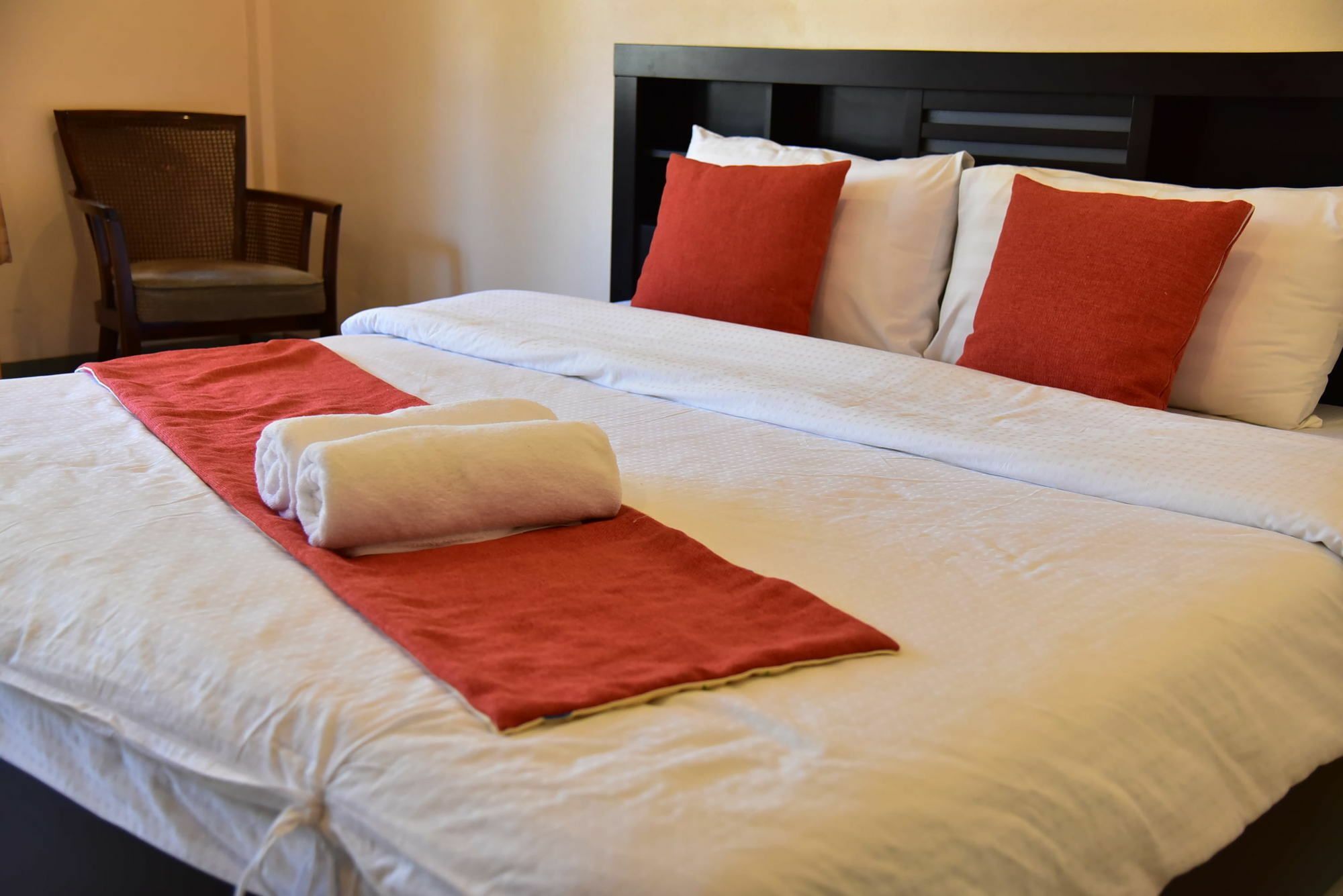 Dusit Talai Resort Nong Nam Daeng Ngoại thất bức ảnh