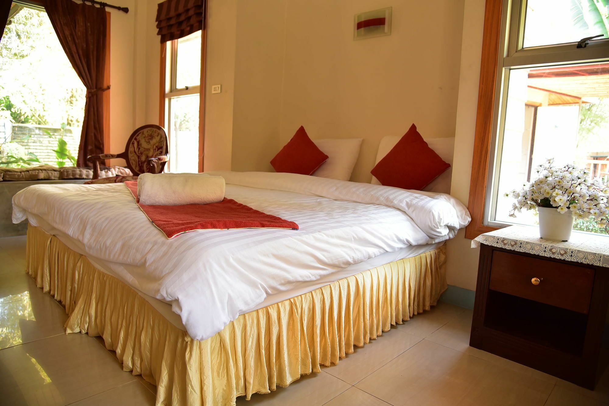 Dusit Talai Resort Nong Nam Daeng Ngoại thất bức ảnh