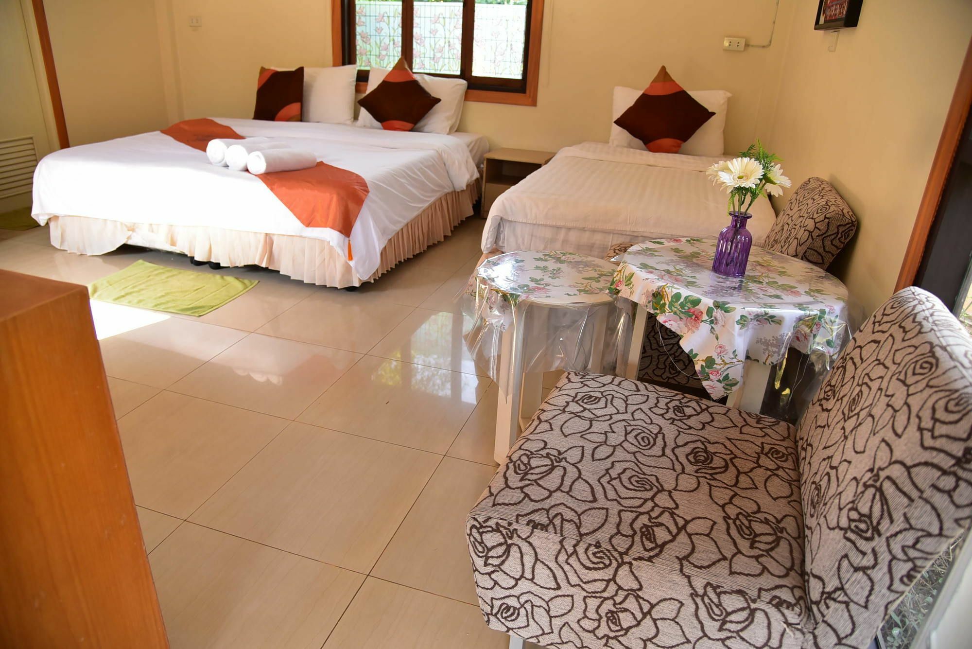 Dusit Talai Resort Nong Nam Daeng Ngoại thất bức ảnh