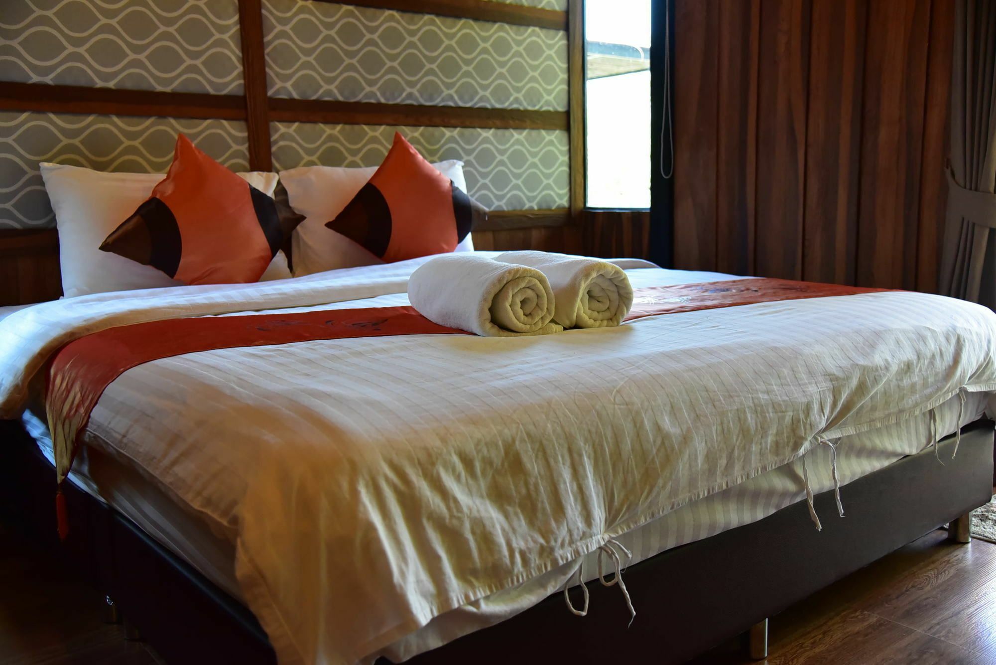 Dusit Talai Resort Nong Nam Daeng Ngoại thất bức ảnh