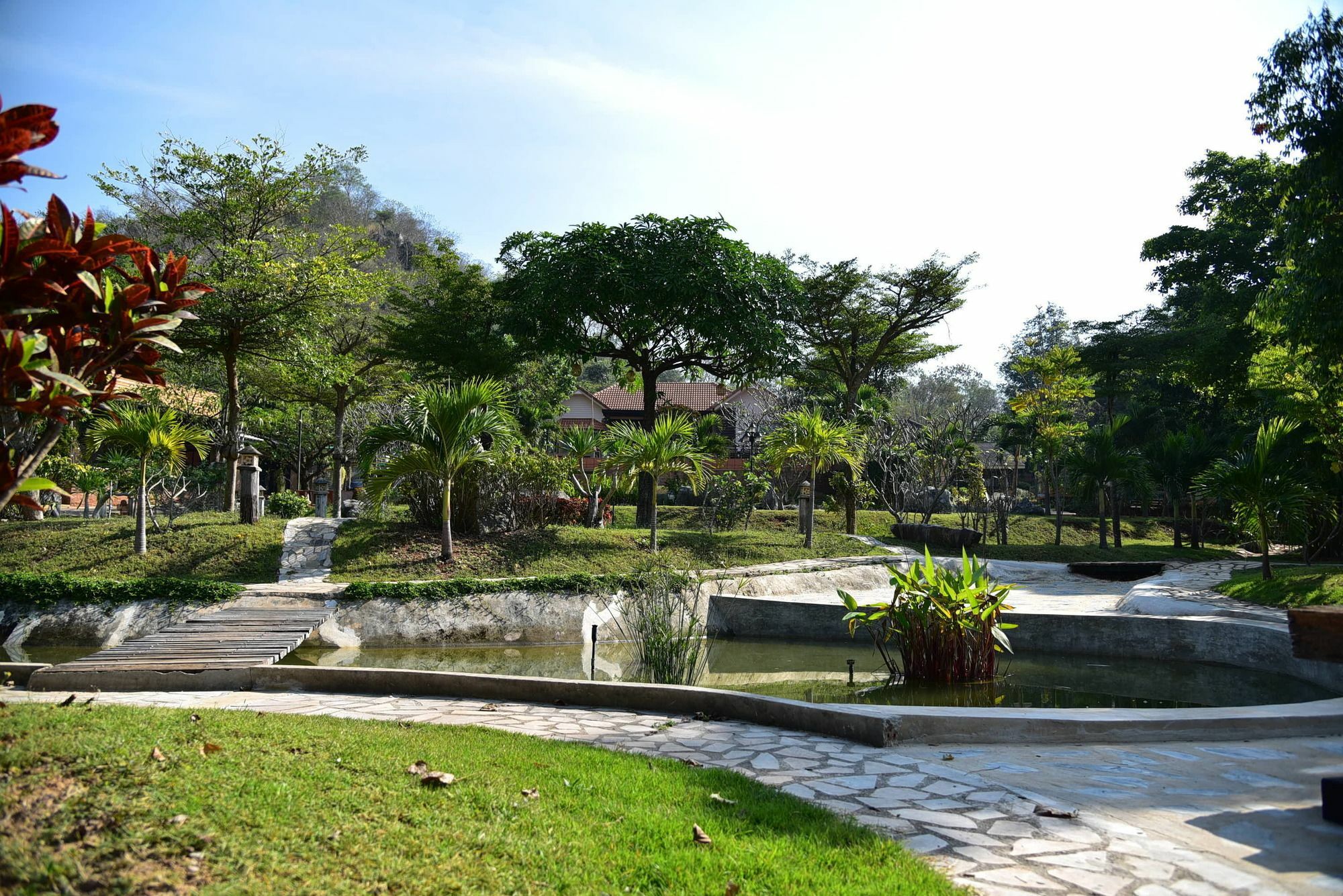 Dusit Talai Resort Nong Nam Daeng Ngoại thất bức ảnh
