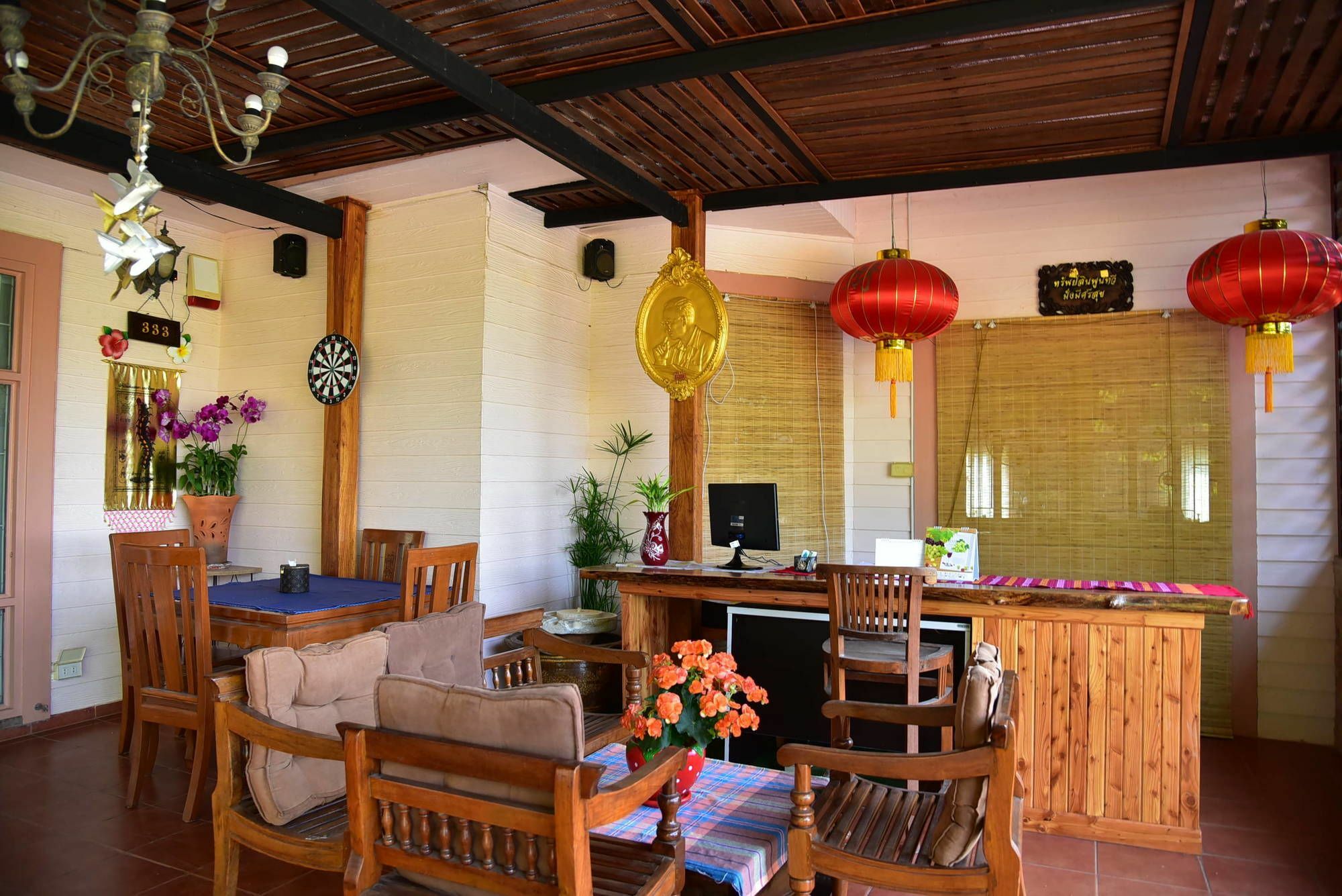Dusit Talai Resort Nong Nam Daeng Ngoại thất bức ảnh