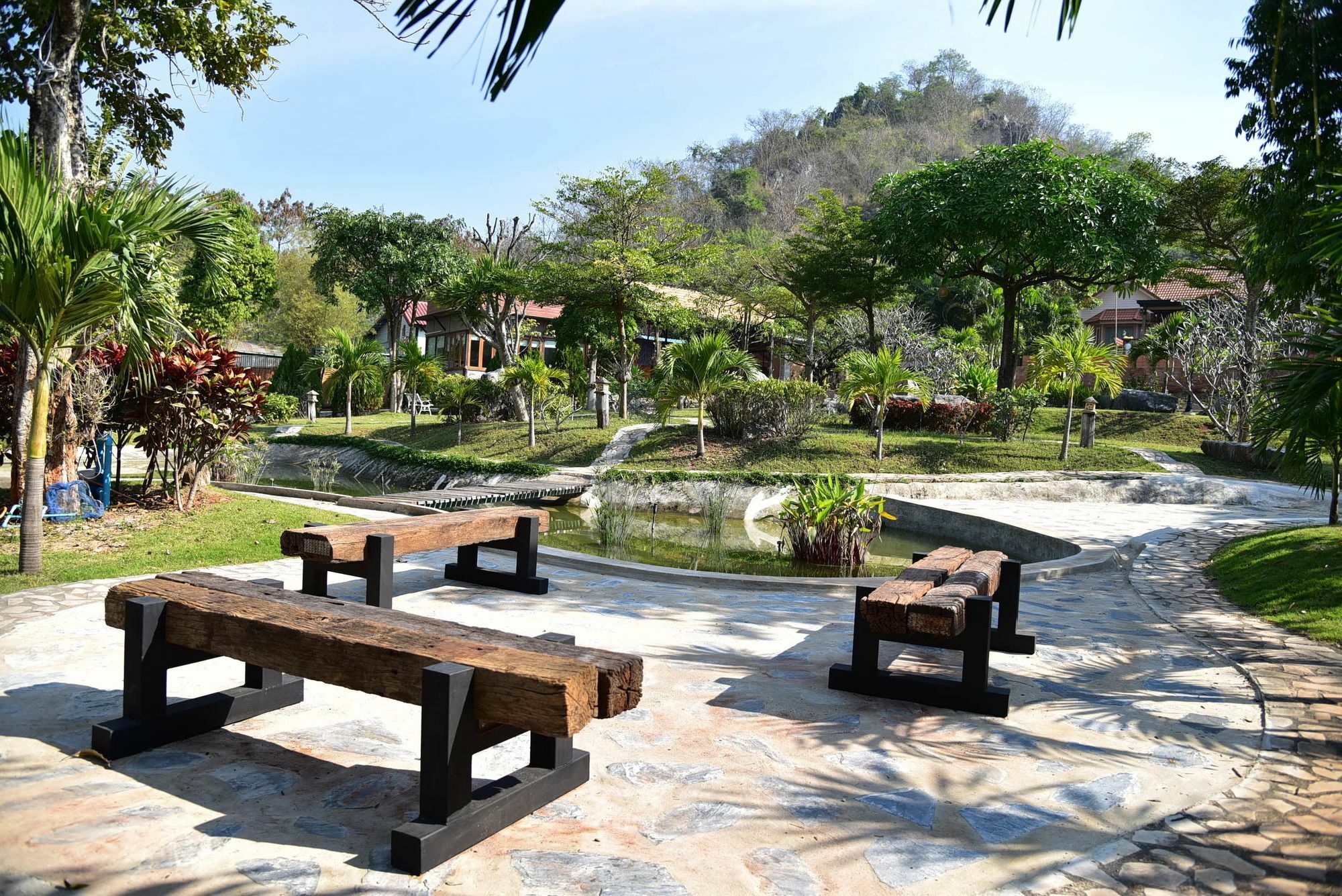 Dusit Talai Resort Nong Nam Daeng Ngoại thất bức ảnh